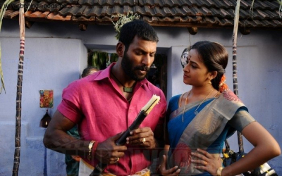 Marudhu (2016)